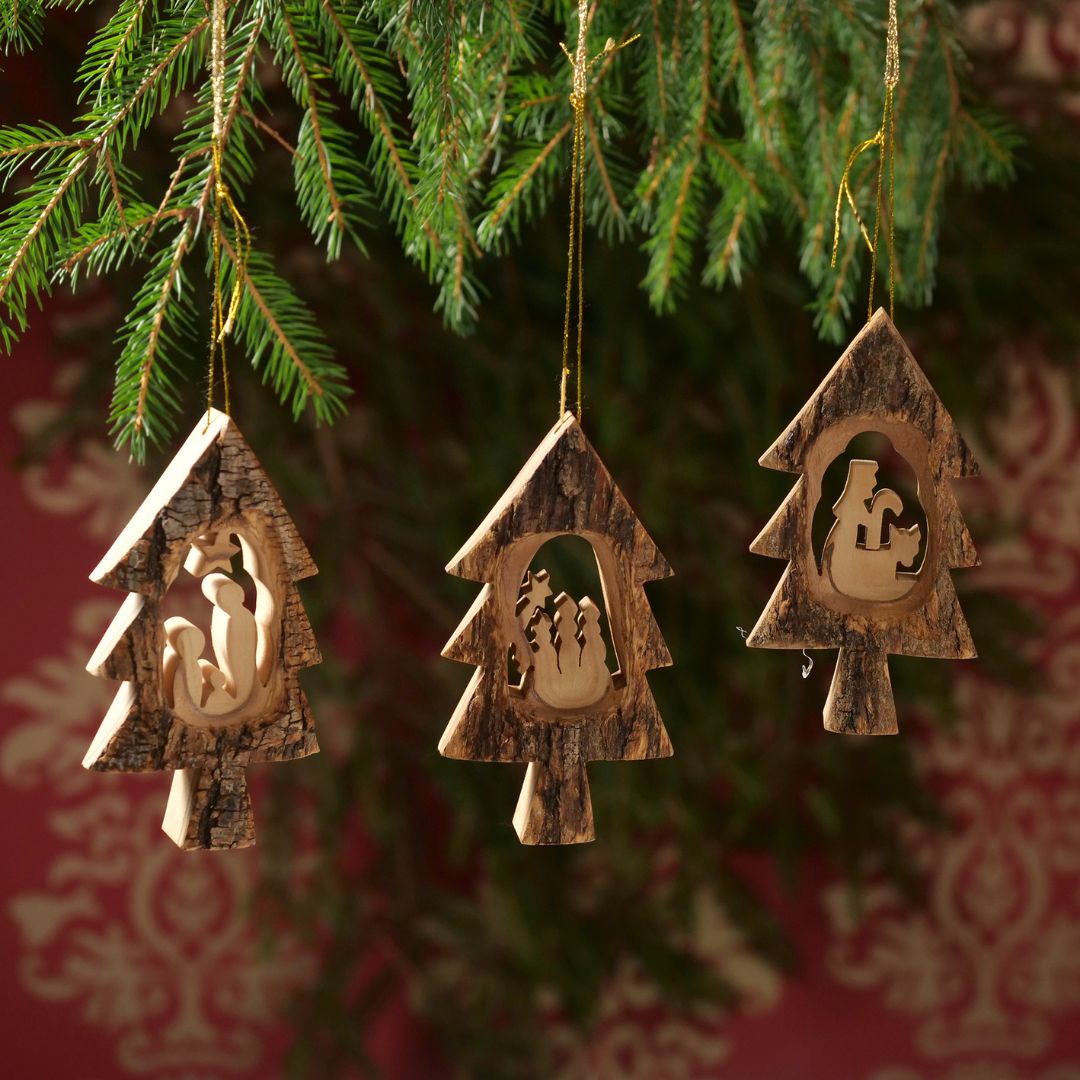Olive Wood Nativity Scene Ornaments in a Fir Tree with Bark (Set of 3) | Tree Ornaments & Christmas Decorations for Advent and Christmas